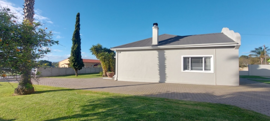 3 Bedroom Property for Sale in Albertinia Western Cape